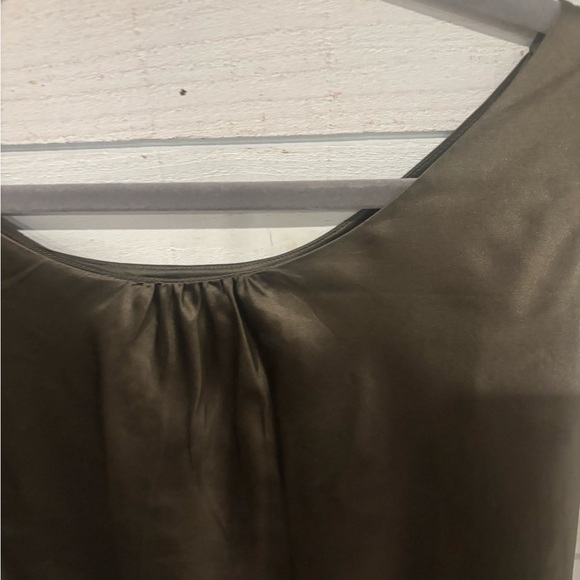 Kate Hill Green Silk Sleeveless Camisole Top size 12P - Picture 4 of 6